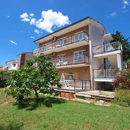 Fuer 8 Personen Ca 100 Qm In Pula, Istrien Istrische Riviera Apartment