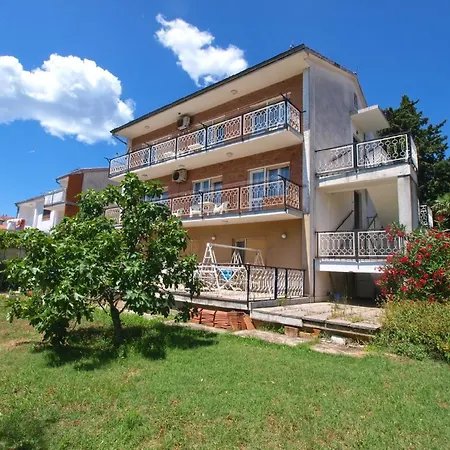 Fuer 8 Personen Ca 100 Qm In Pula, Istrien Istrische Riviera *